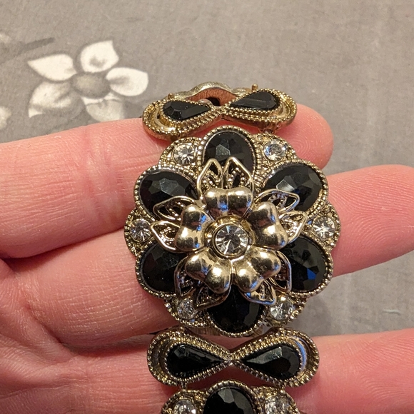 🌟3/$20🌟Stretch Bracelet - Picture 4 of 5